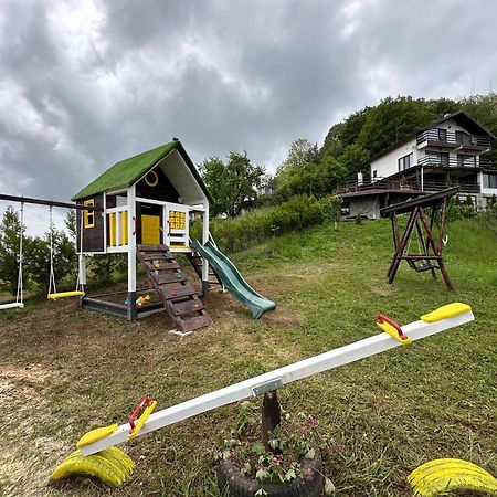Karadzhovata Kashta Otel Darıdere Dış mekan fotoğraf