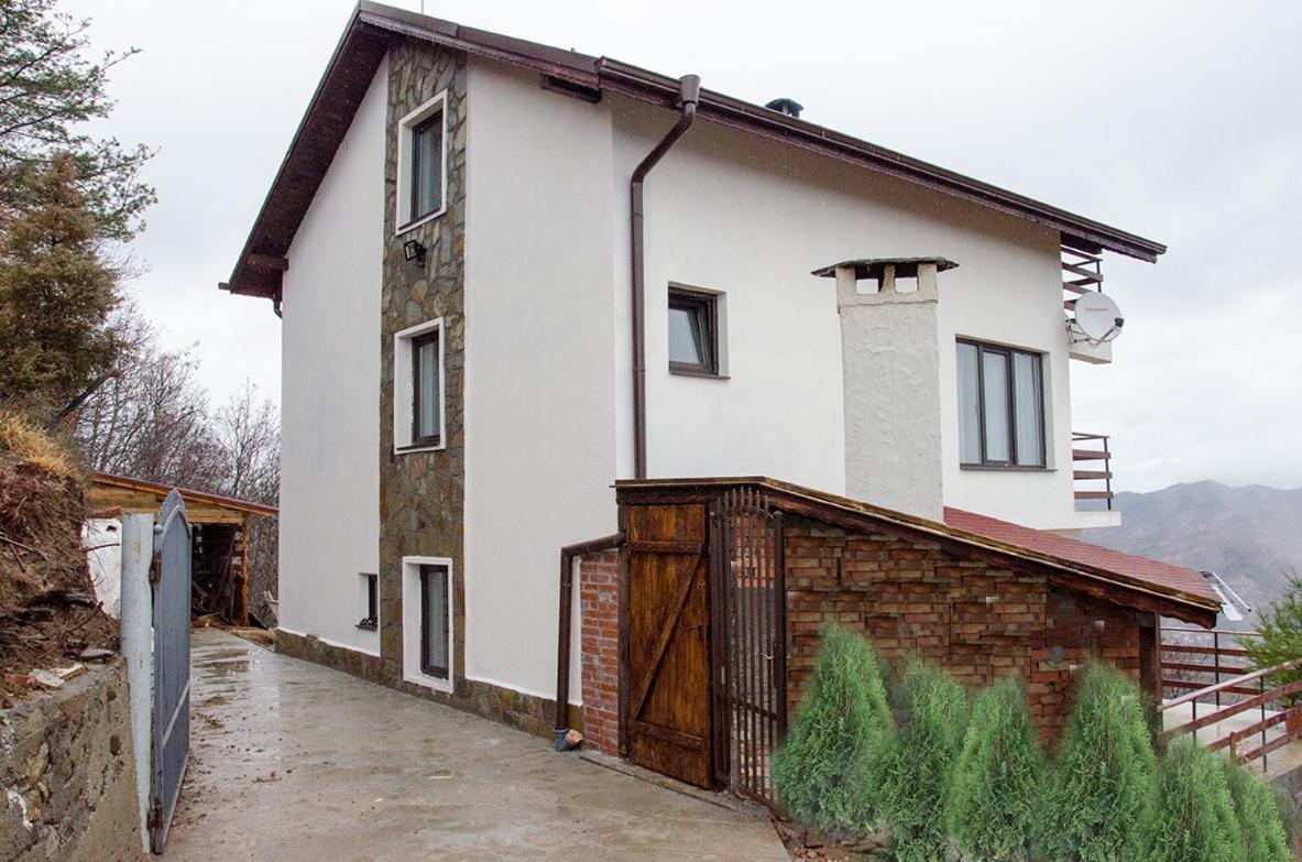 Karadzhovata Kashta Otel Darıdere Dış mekan fotoğraf
